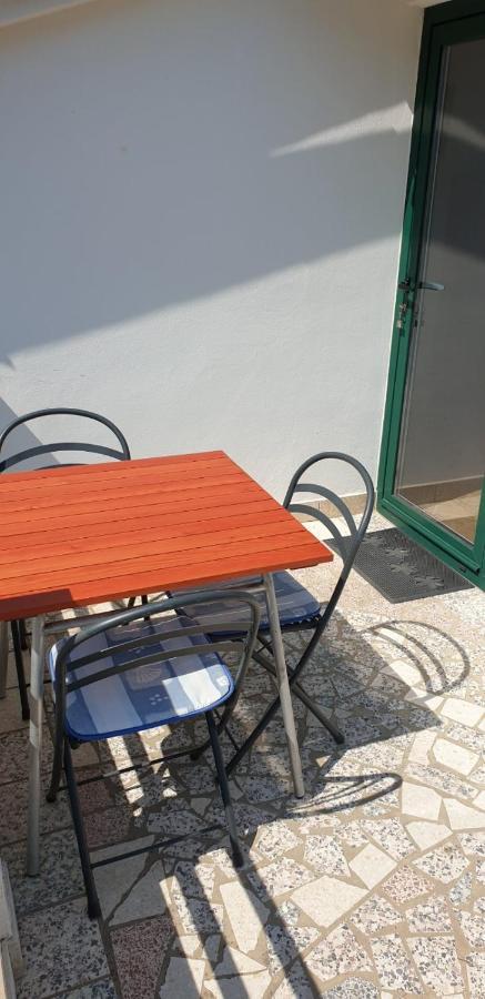 Apartment Roglic ราบ ภายนอก รูปภาพ