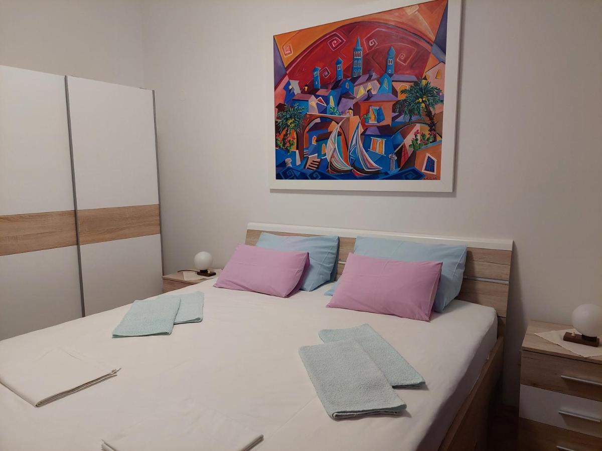 Apartment Roglic ราบ ภายนอก รูปภาพ